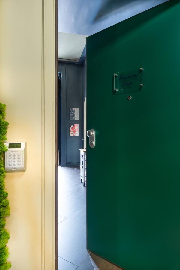 Ammos Suite Sorrento Coast กาสเตลลัมมาเร ดิ สตาเบีย ภายนอก รูปภาพ